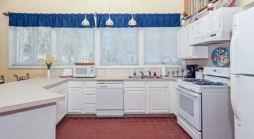 Lightkeepers Cottage by Vacation Rental Pros