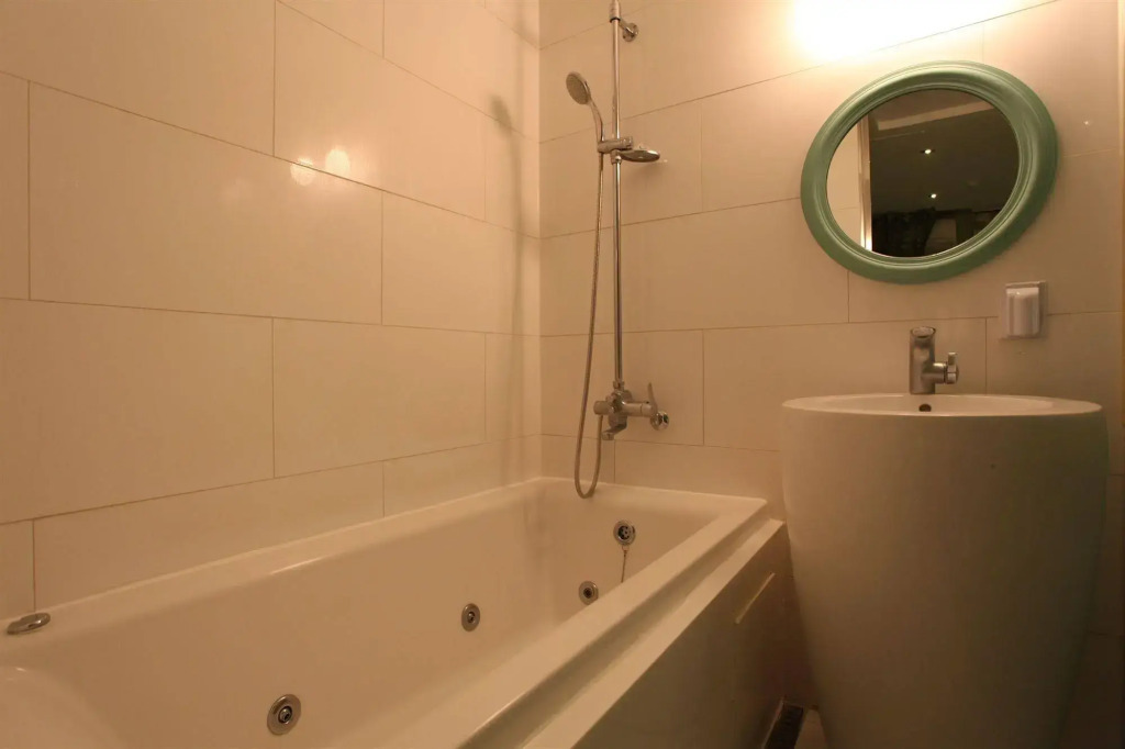 Hotel Jade