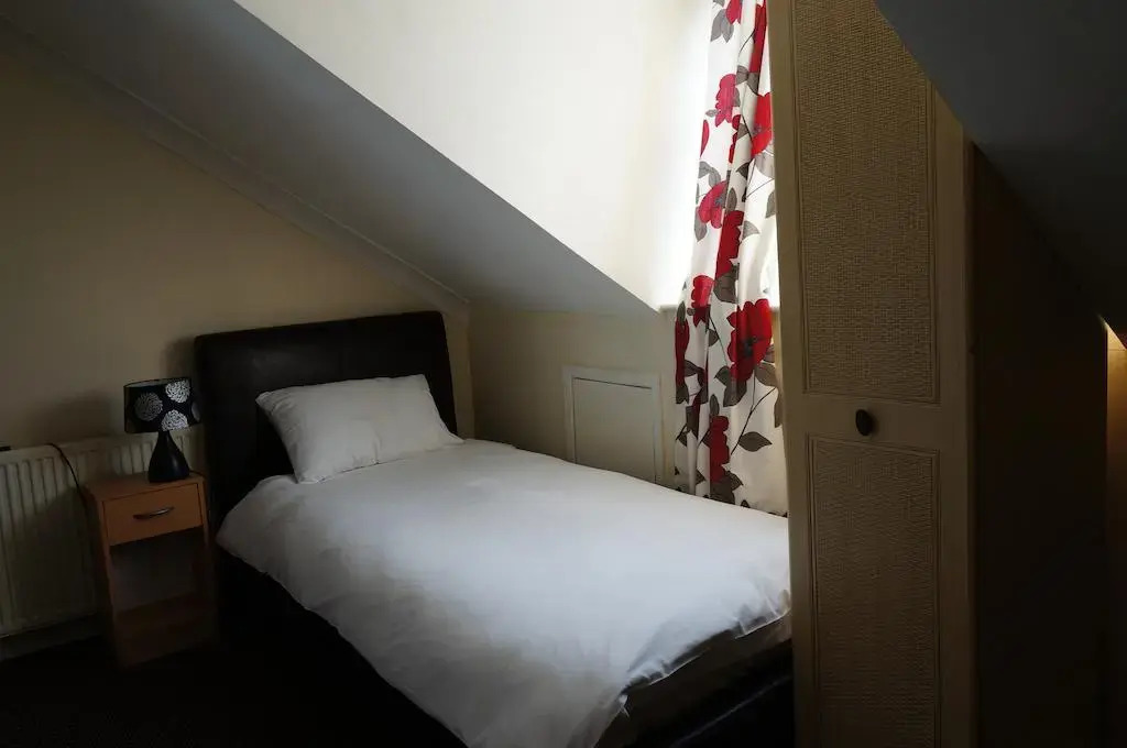 The Vale Apart Hotel