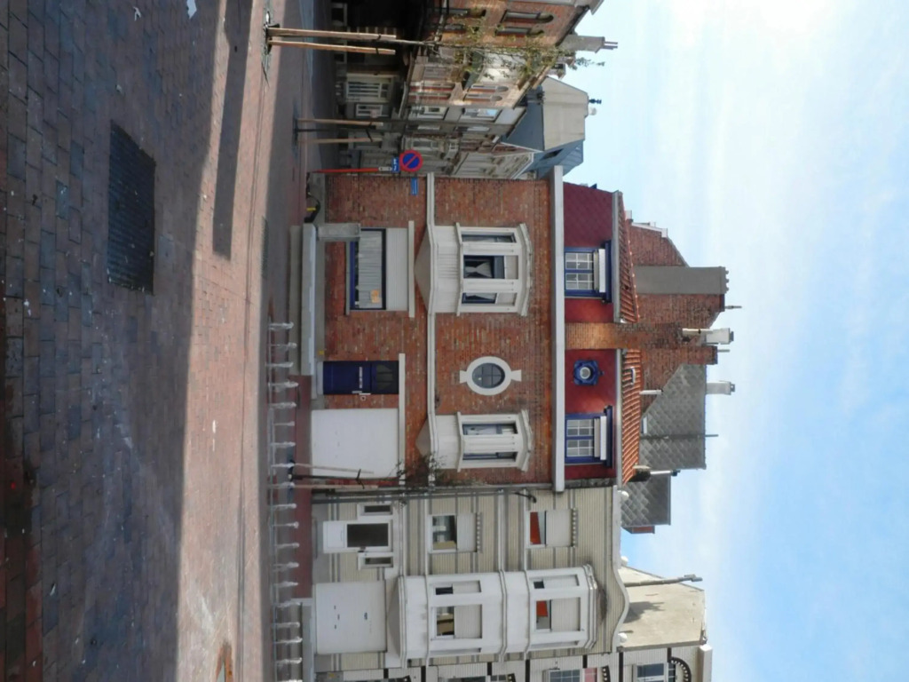 Apartment Descamps