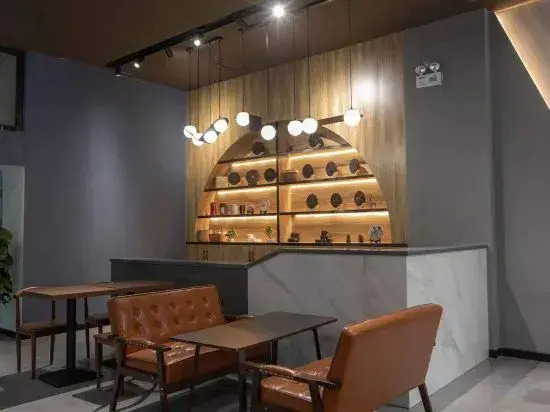 IU Hotel (Wanda Plaza, Hezhou)