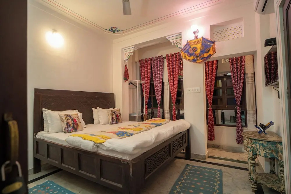Soham Haveli - A Lake Facing Stay in Udaipur