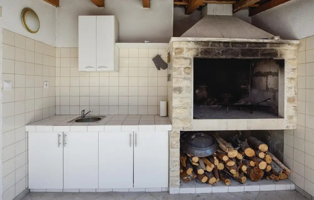 Stunning Home in Podstrana With Wifi and 3 Bedrooms
