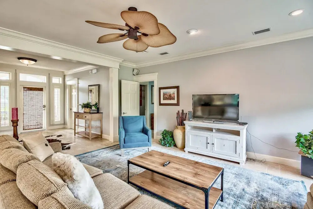 8501 Turnberry Court Condo 3 Bedrooms 3 Bathrooms Condo
