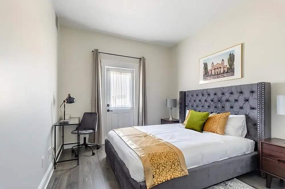 Iconic Rideau 1Bd Unit Balcony Free Parking 1