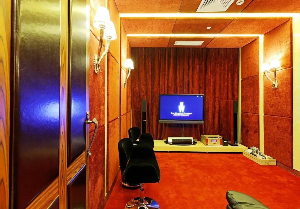 Wuhu Alton Hotel