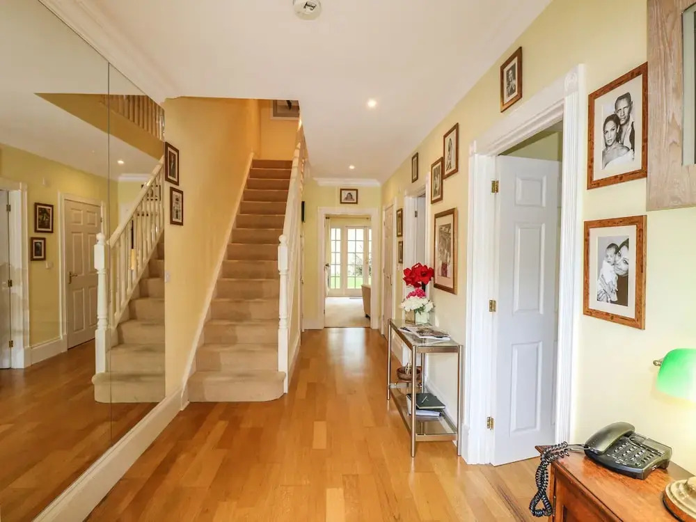 Lebrel Lodge, Seaview