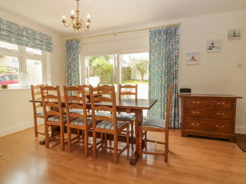 Marine Cottage