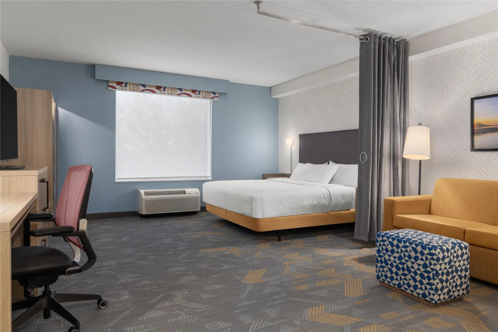 Home2 Suites By Hilton Woodstock On