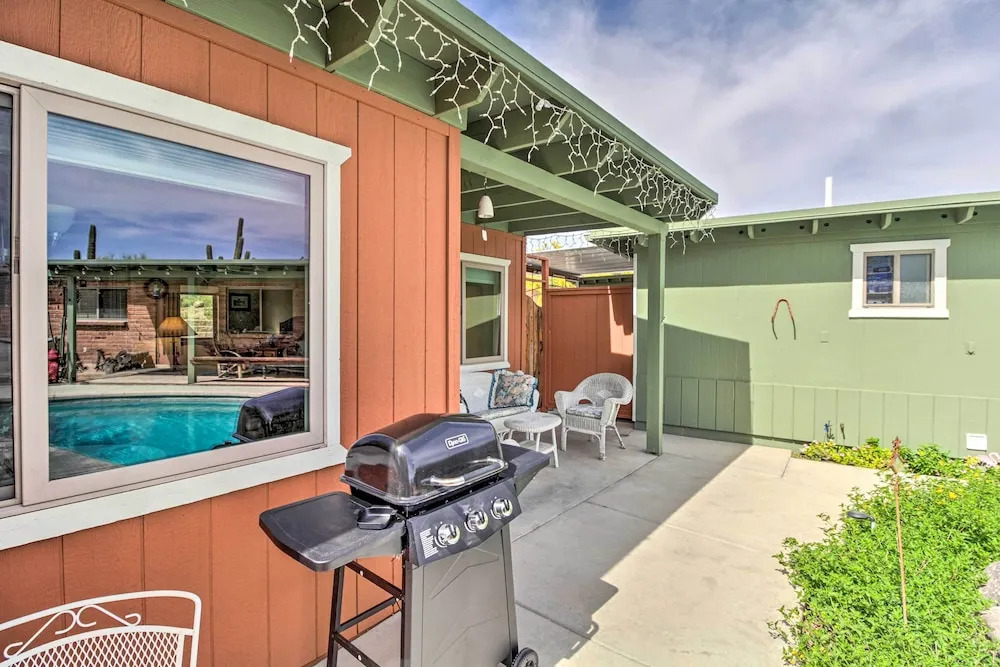 Lovely Tucson Home w/ Private Pool & Hot Tub!