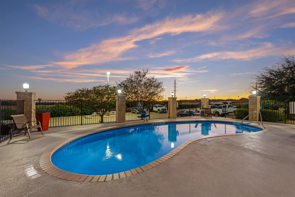 Best Western Plus Killeen - Fort Hood Hotel & Suites