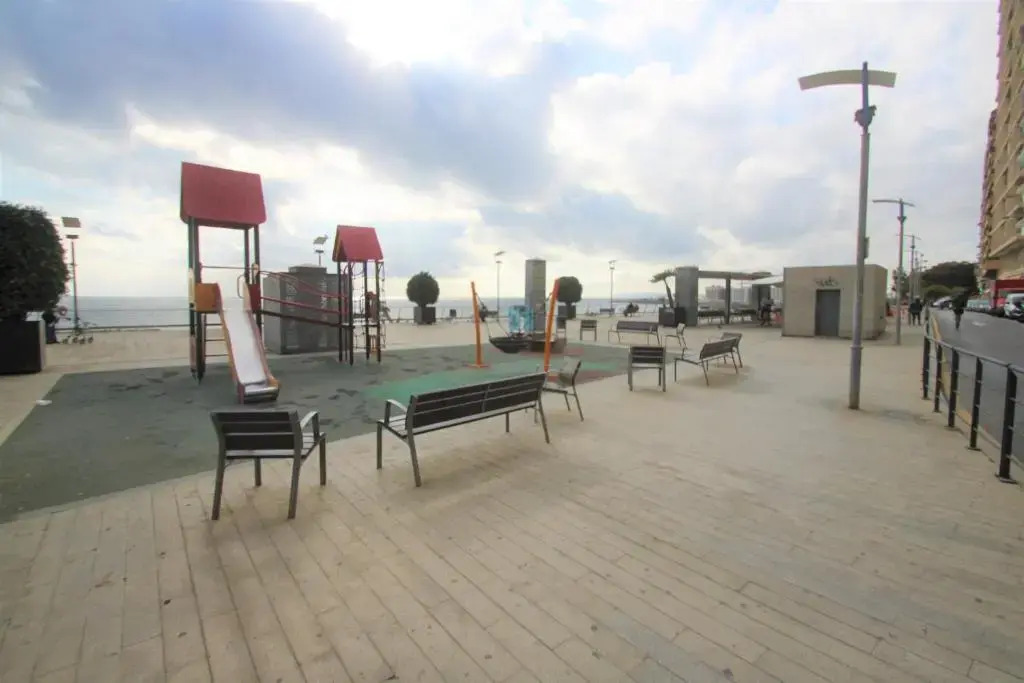 Apartamento CasaTuris con vistas a la playa del Postiguet A103