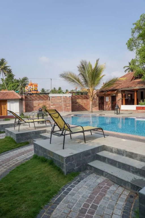 Kumarakom Tharavadu - A Heritage Hotel, Kumarakom By Perfect Stays
