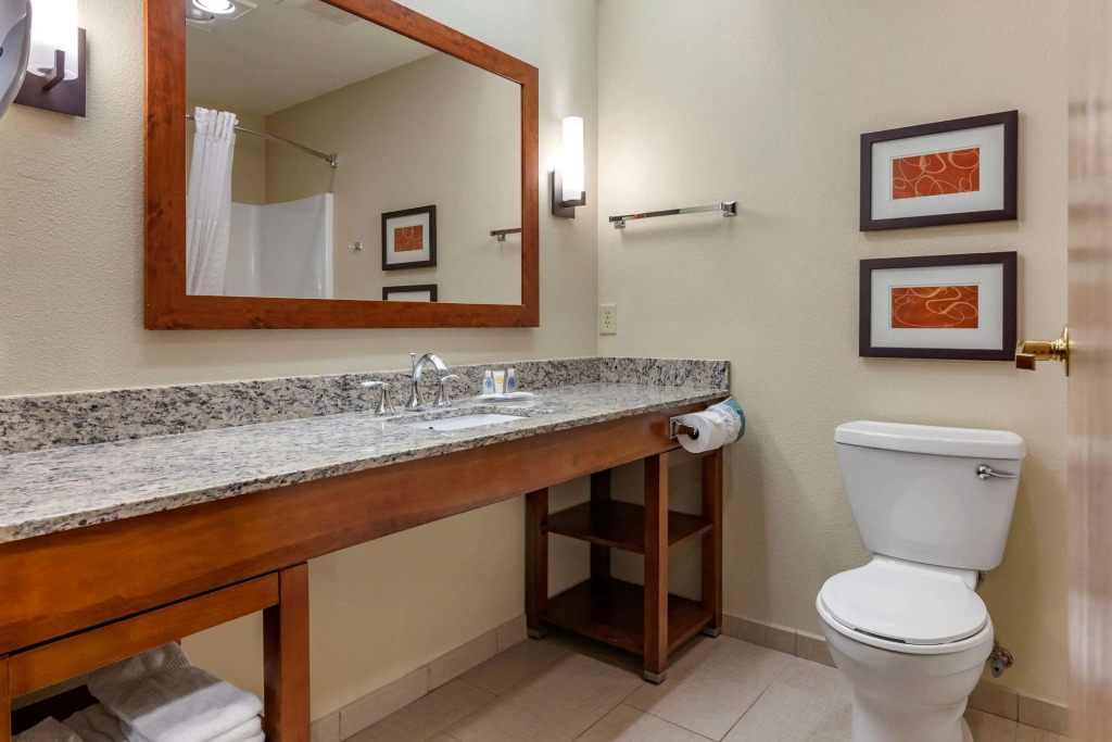 Comfort Suites Marquette