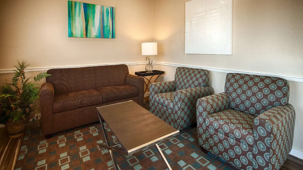 Best Western Governors Inn and Suites