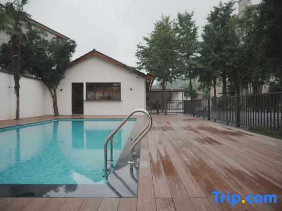 Tonglu · Yishan Jianshu · Pool & Courtyard Holiday Mountain Residence (National Forest Park Branch)