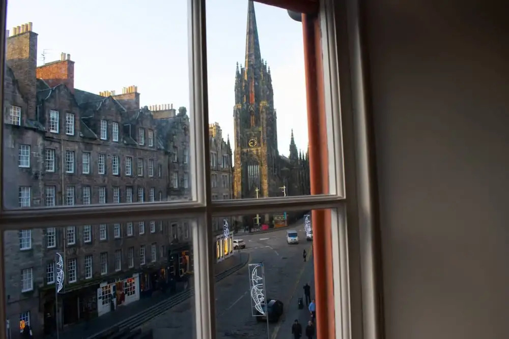 Authentic Homely 1 Bedroom Apartment on the Royal Mile