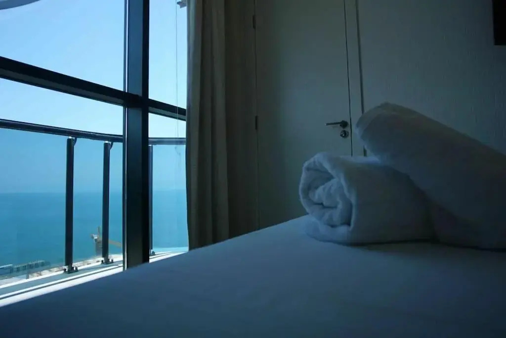Leo Group Apartment 25-04 Elegance Batumi
