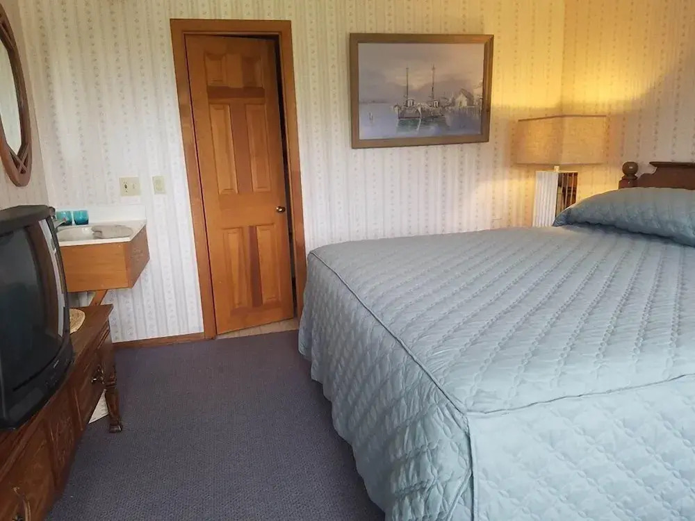 Leona's Motel