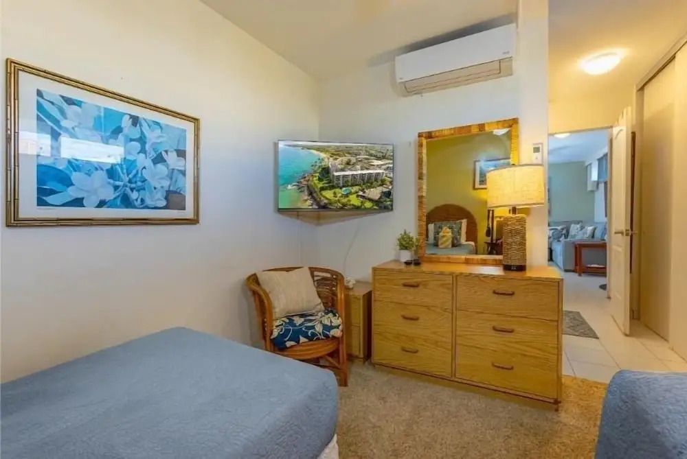 Kamaole Nalu, #302 2 Bedroom Condo by RedAwning, Kihei