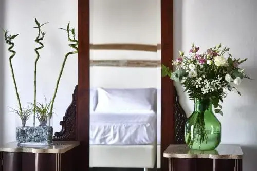 Santina Suites