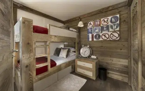 Chalet S