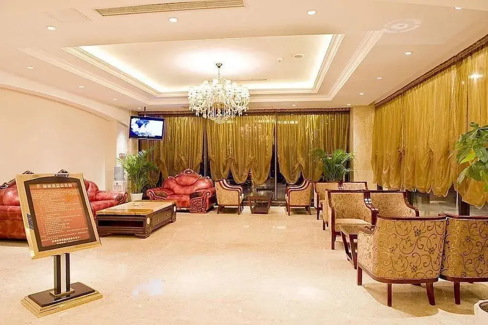 Dragon Hotel