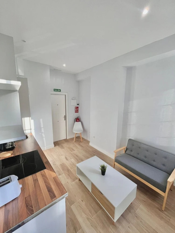 Ifema V in Madrid With 1 Bathrooms