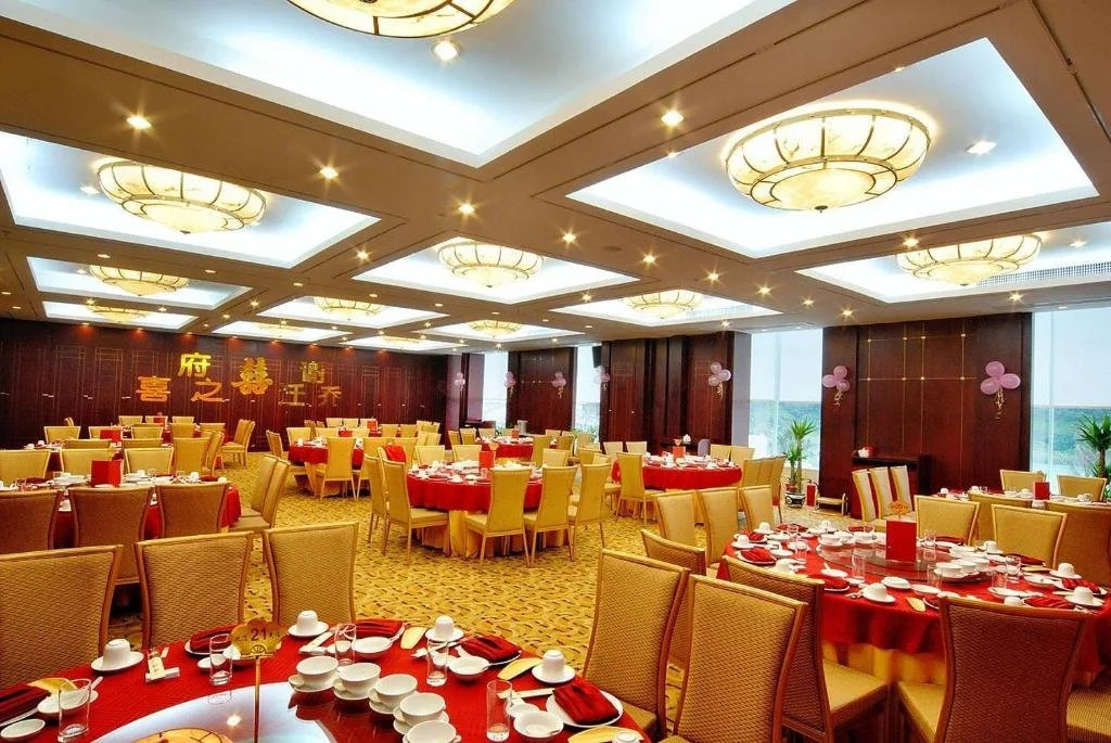 East Lake International Hotel