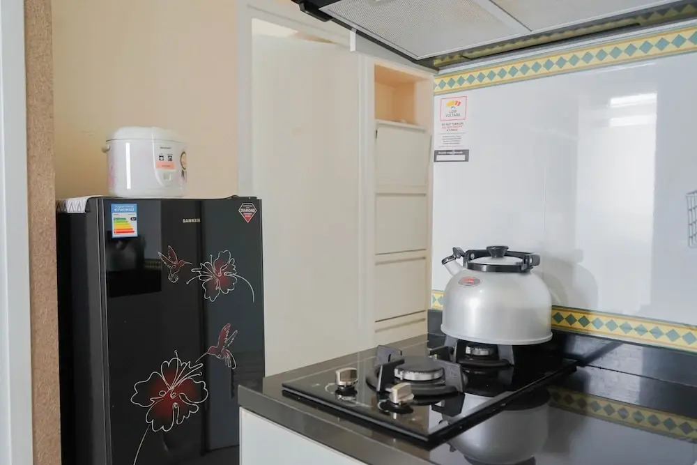 Cozy 2BR for 3 Pax Green Pramuka Apartment