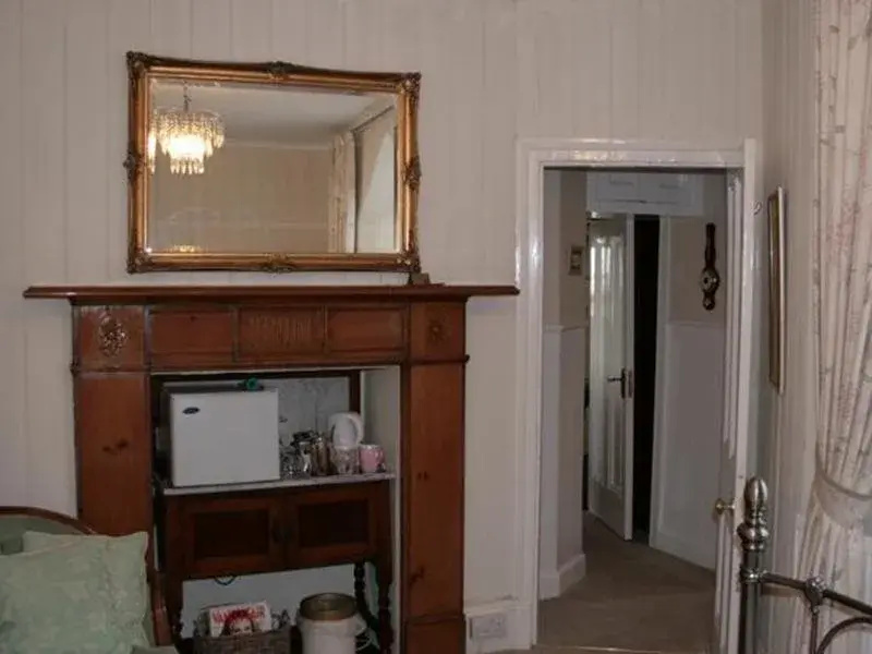 The Minadab Cottage