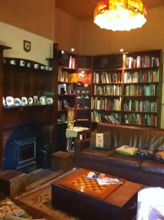 Mooltan House