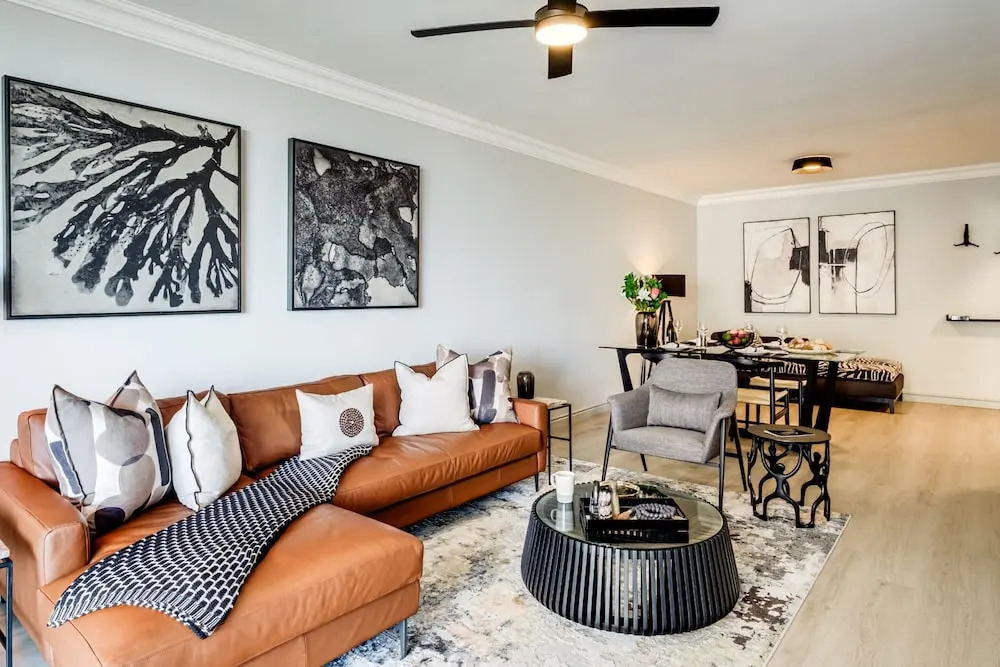 Cape Towns Charming Seaside Avaya Apartment