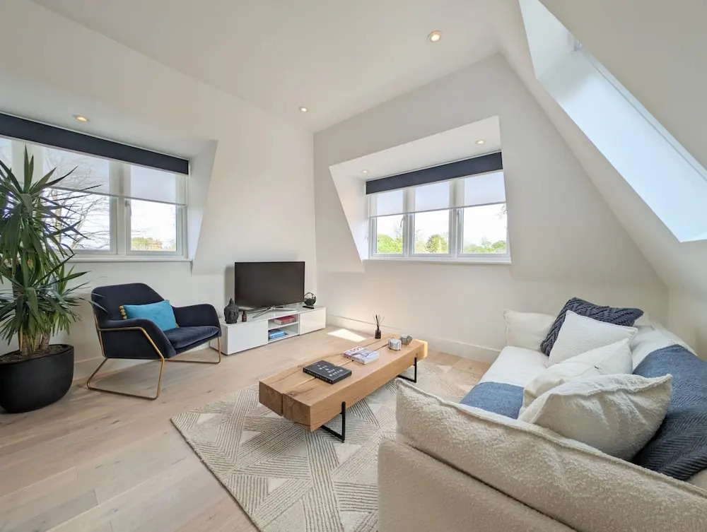 Modern Apartment in Moss Hall Court