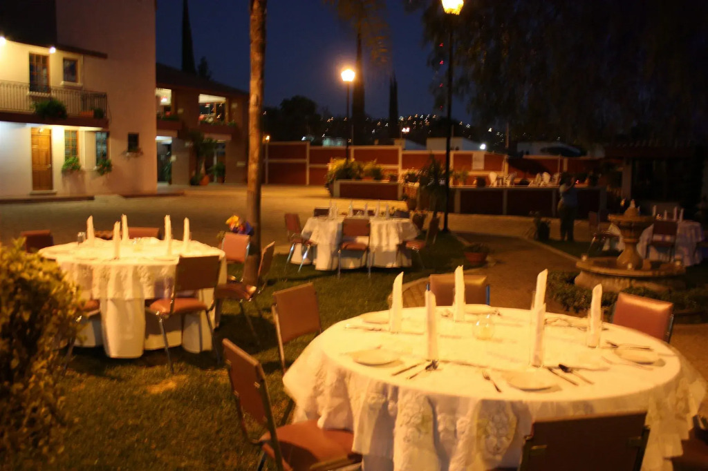 Villas del Sol Hotel & Bungalows