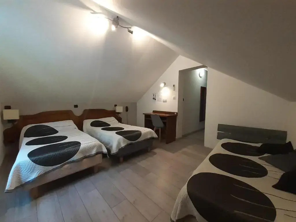 Logis Hôtel restaurant Auberge de la Cascade