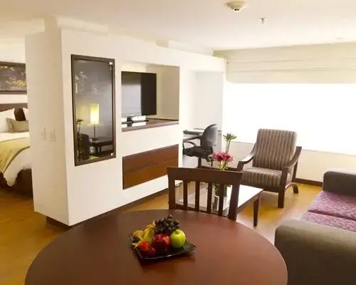 Radisson Bogota Metrotel - 3 Nights, Bogotá, Colombia