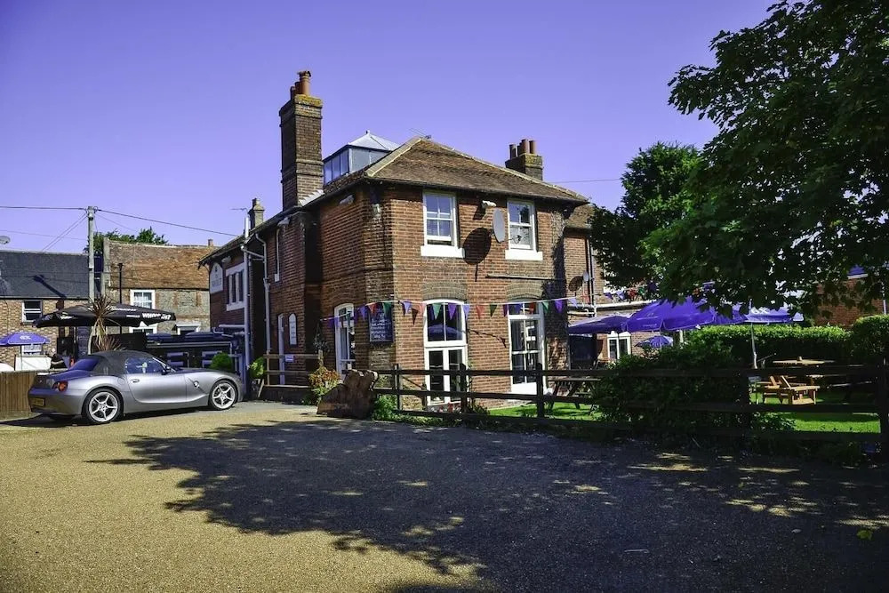 Waverley Inn