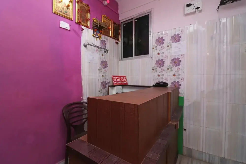Karunamoyee Guest House By OYO Rooms