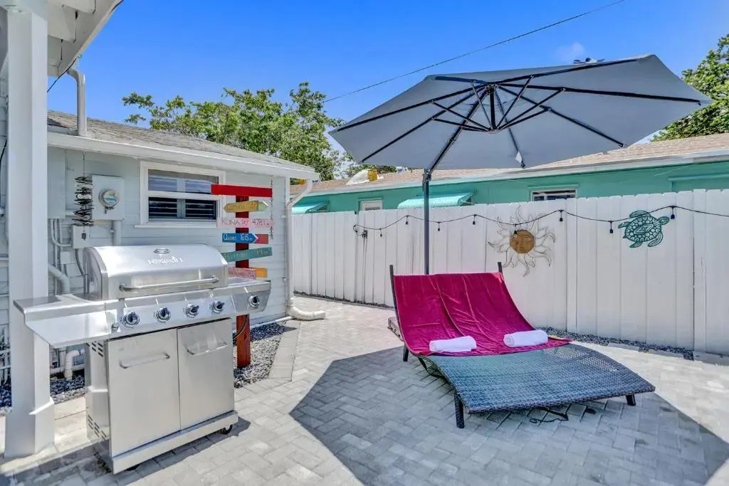 Modern & Fun 3BD Villa by the Beach, Pool & BBQ