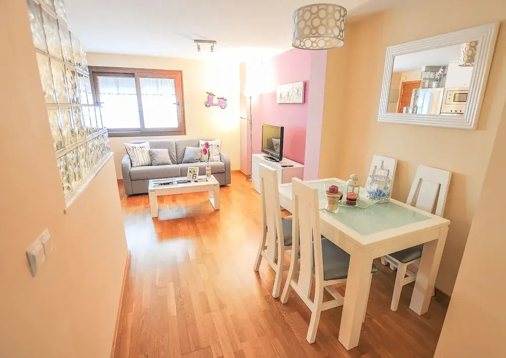 Sitito Quejana Apartment with Parking