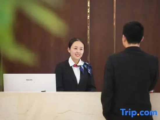 Huajiaxin Wenxuan Hotel (Longzi Lake)