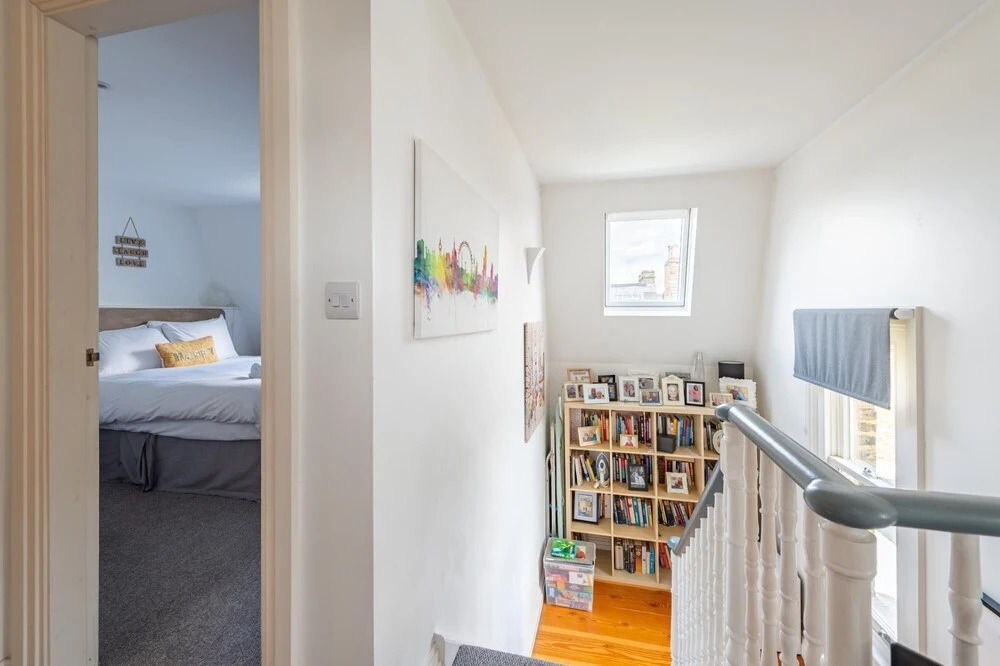 Delightful Family Home With Garden in Balham by Underthedoormat