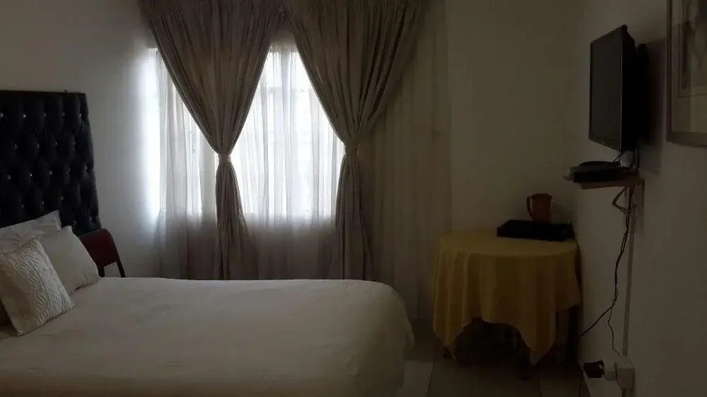 Bogadi B&B