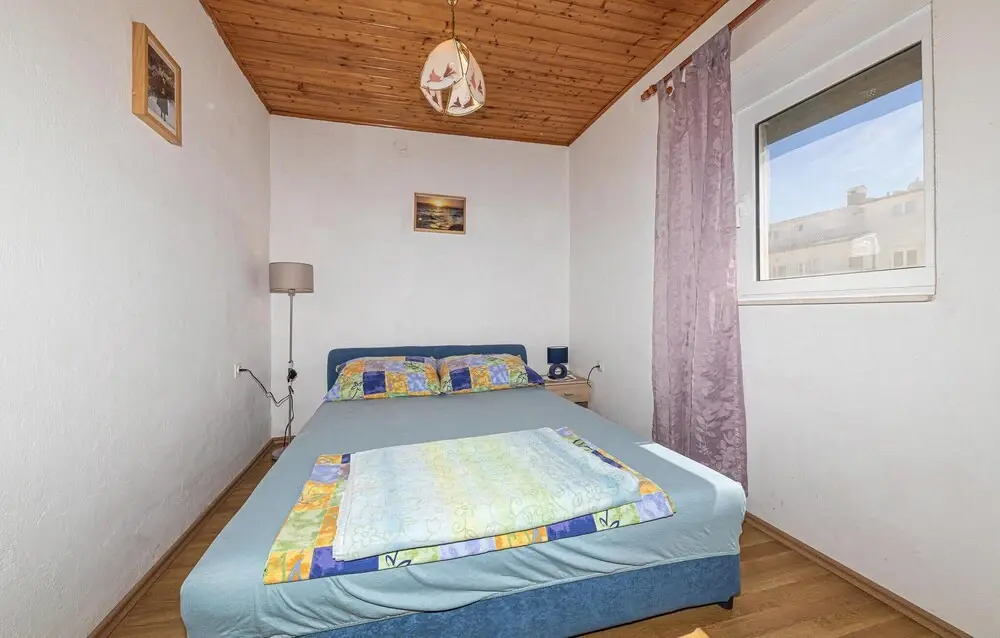Gorgeous Home In Vinisce With House Sea View