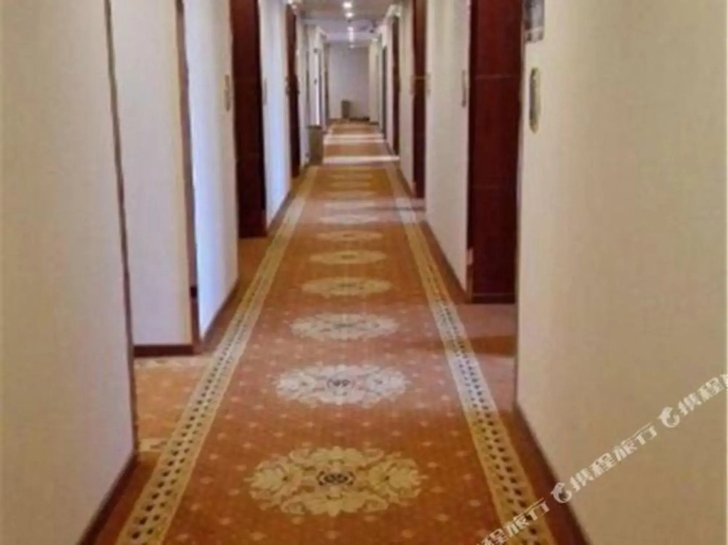 Super 8 Hotel Tianshui Maiji Railway Station Weihe Feng Qing