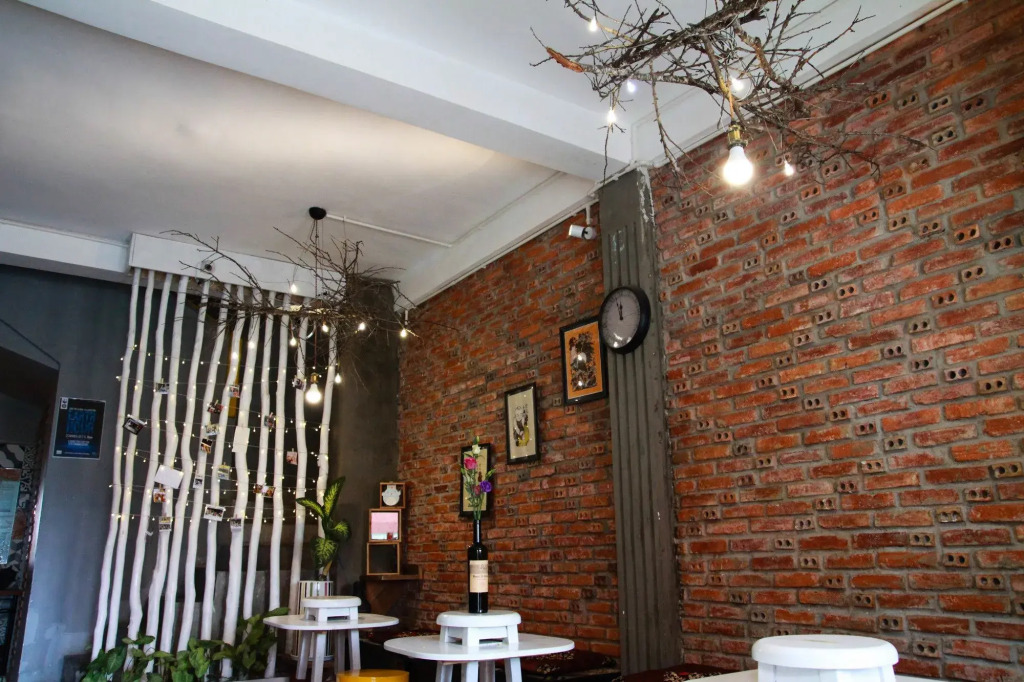 Gaia Hostel
