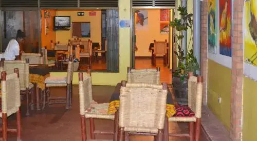 Hotel Acacia City