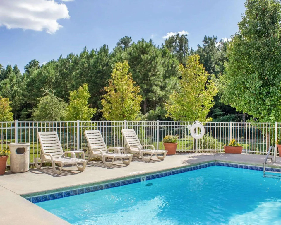 Sleep Inn & Suites Jacksonville near Camp Lejeune