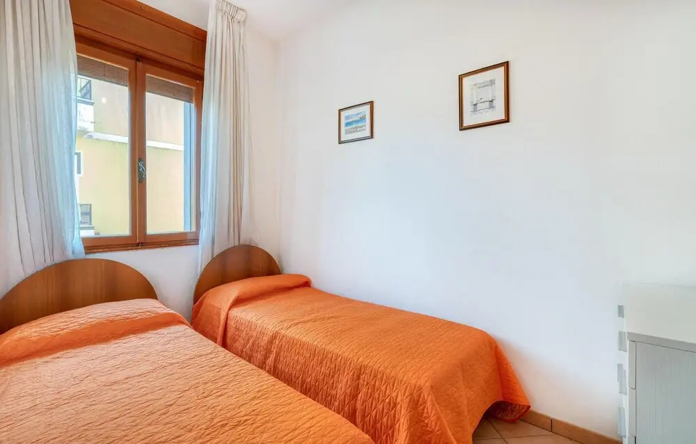 Nice Apartment in Rosolina Mare With 2 Bedrooms and Wifi